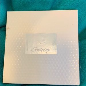 SOLD ❤️Pur sculptor face palette.